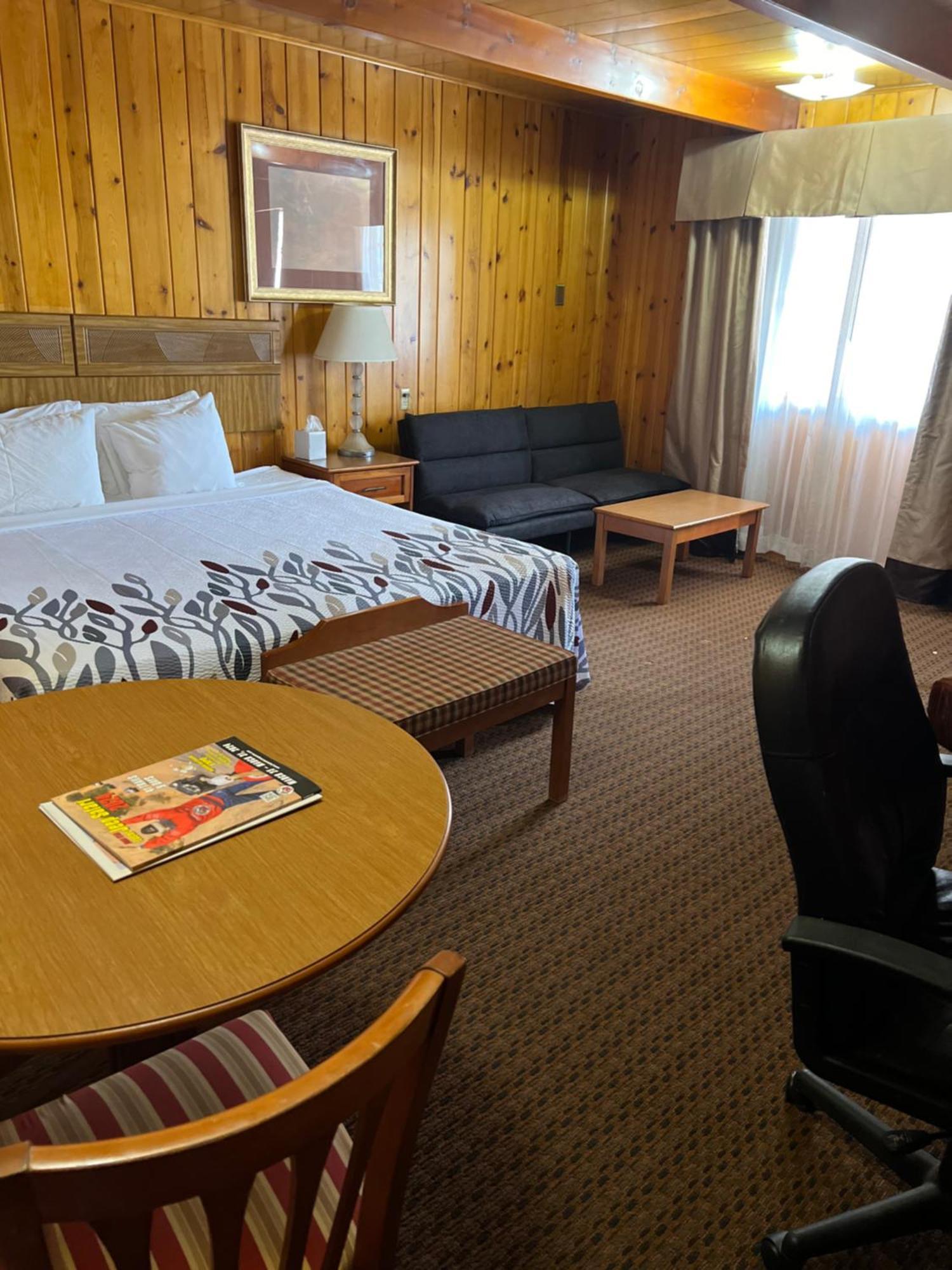 Prospector Motor Lodge แบลนดิง ภายนอก รูปภาพ